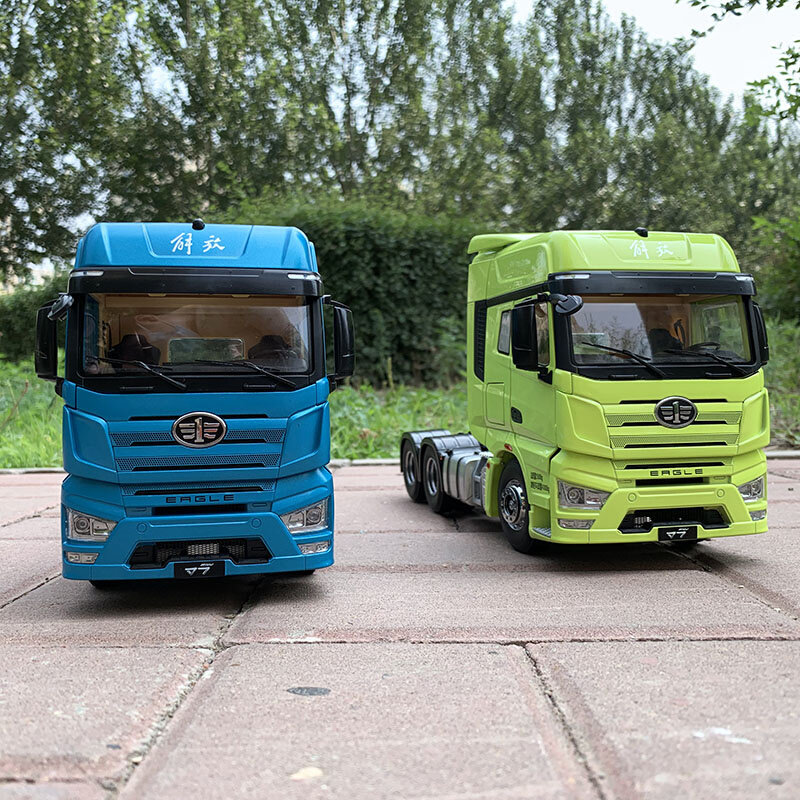 正品一汽解放原厂车模解放j7牵引头拖头1:24合金仿真汽车模型卡车