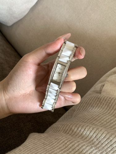 韩系白色陶瓷镶钻防水石英女表