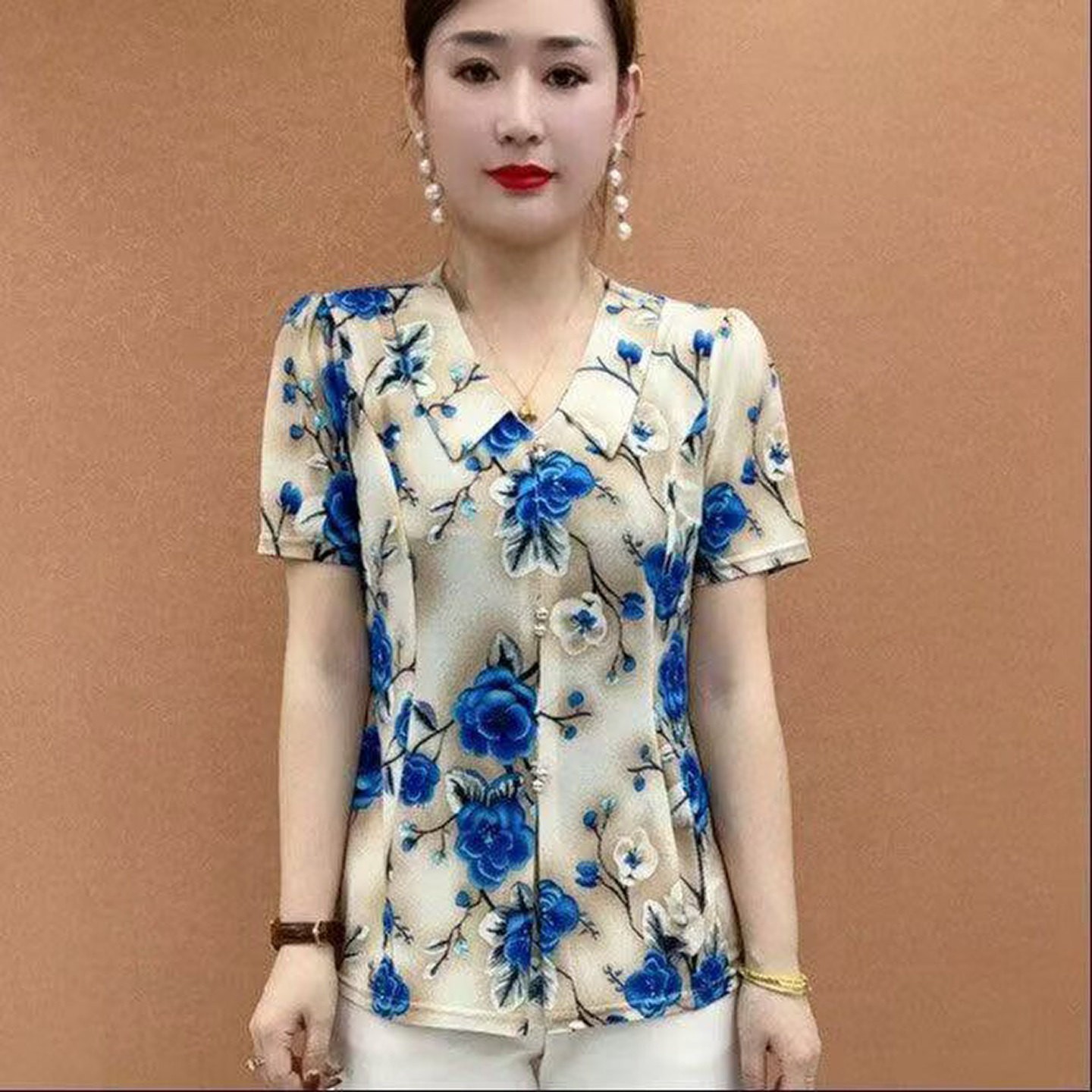 名佳怡女装时尚娃娃领碎花短袖夏季女士款遮肚显瘦T恤中老年上a1