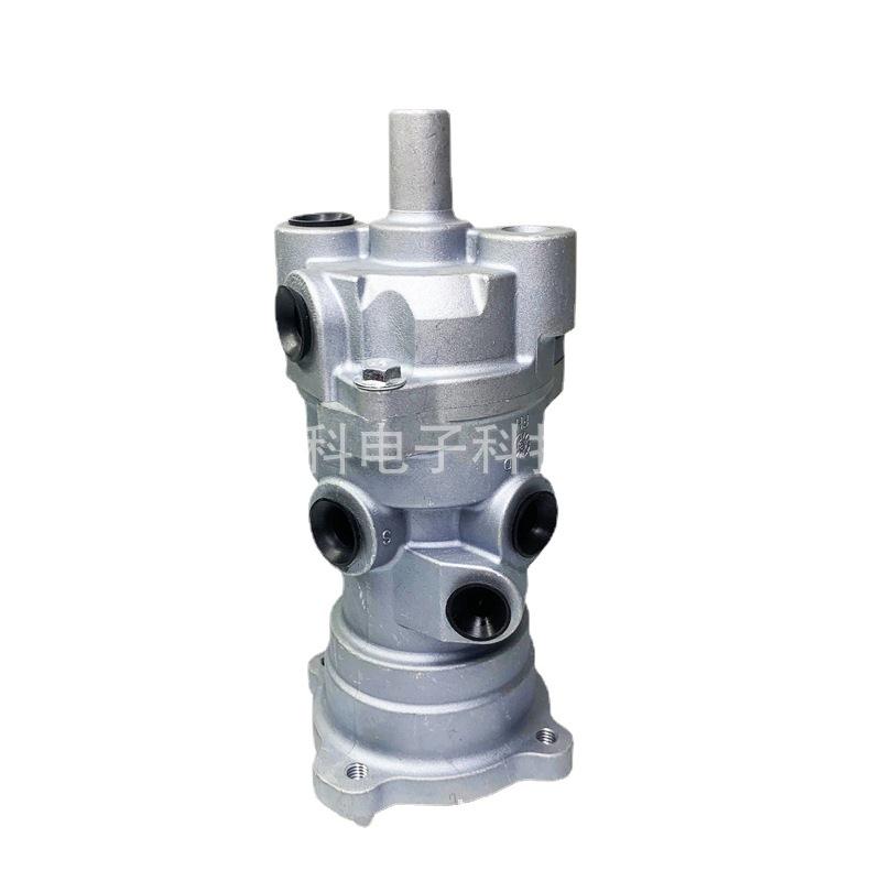 日系卡车配件刹车总泵8-98222788FVR348982227880VC46VC61