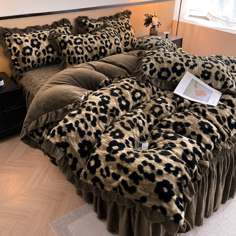 兔毛绒四件套床裙带床笠二合一夹棉床罩豹纹被套珊瑚绒加厚保暖冬