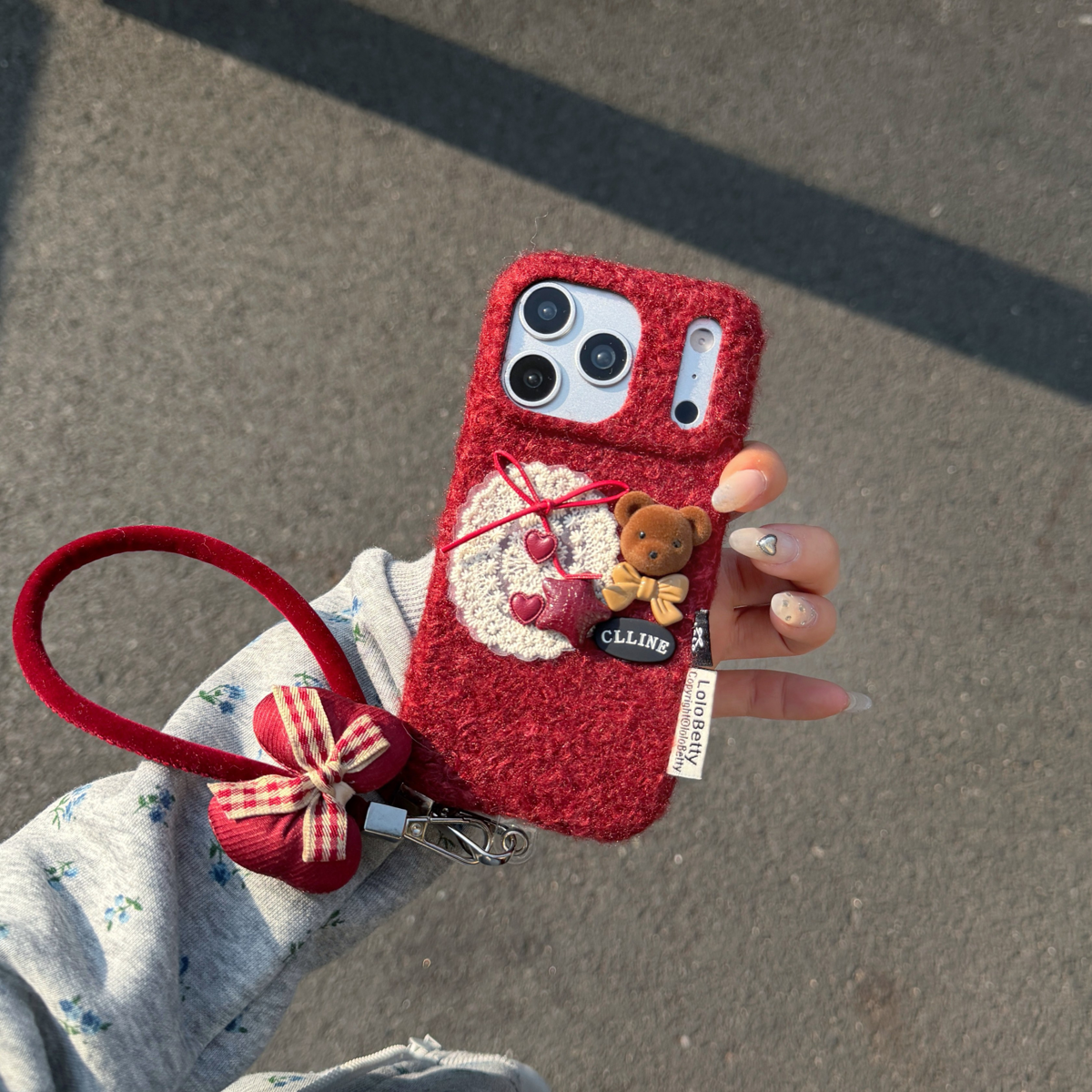 新年红 毛绒立体熊头蝴蝶结+挂绳适用于苹果14时尚创意手机壳ins风新款17系列手机保护壳15pro手机保护套,3C数码配件,手机保护套/壳,淘宝优惠券,粉丝福利购,淘宝优惠卷