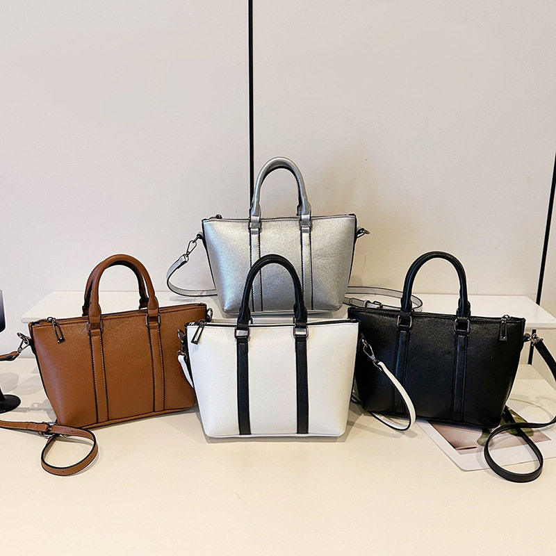 新款简约休闲时尚手提包2026包包女质感潮流斜挎单肩包撞色腋下a5