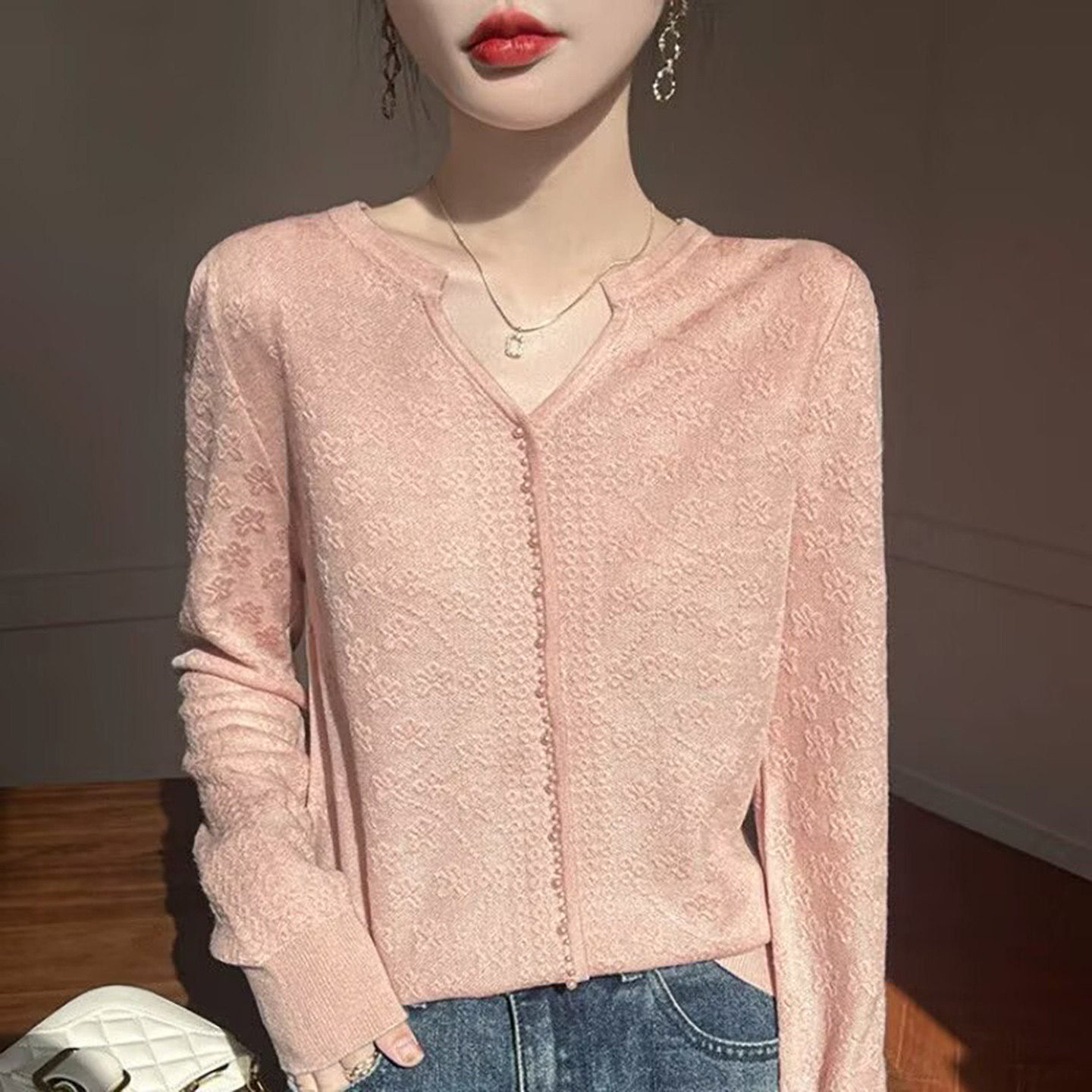 铂瑾精选女装店温柔感v领毛衣2026秋季女士针织衫显瘦百搭上衣a6
