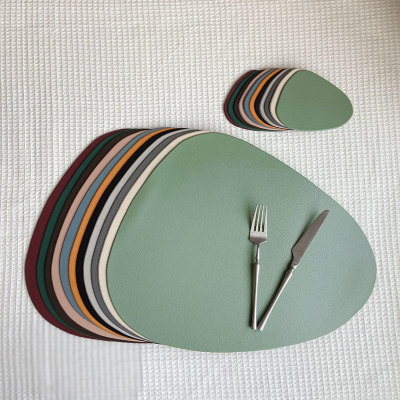 Fauxleatherplacemat,water