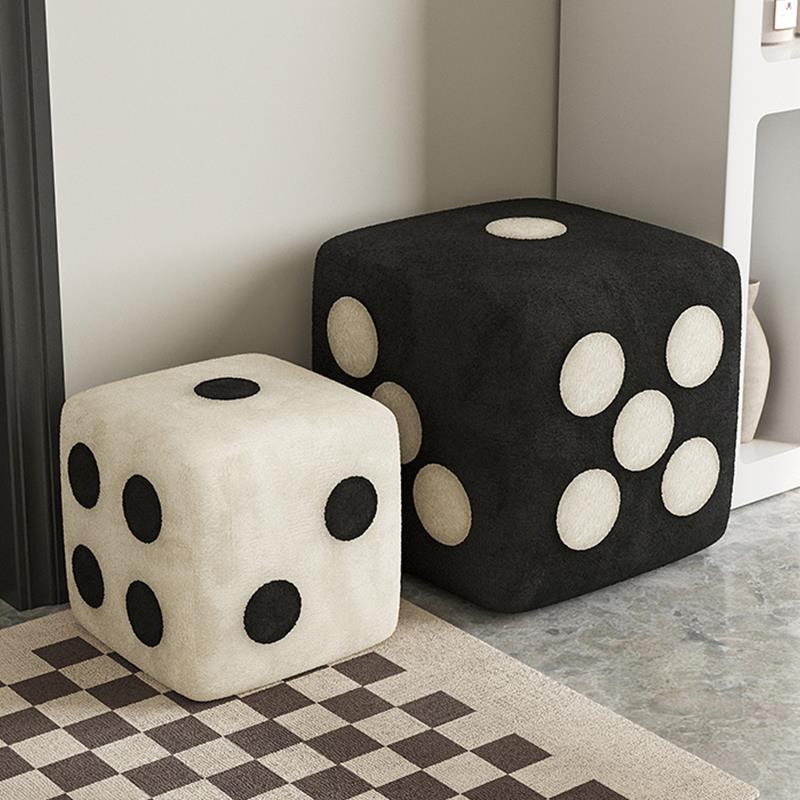 小凳子家用换鞋凳门口板凳骰子矮凳客厅坐墩方凳创意儿童踩脚凳子