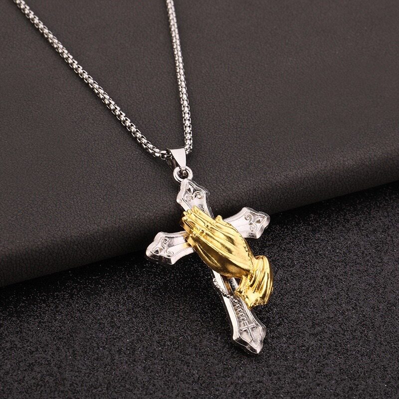 百搭钛钢链子项链男嘻哈风潮牌街头个性佛手十字吊坠复古毛衣链