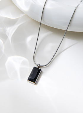 钛钢几何长形锁骨链个性黑色方块吊坠项链女ins潮颈链网红饰品