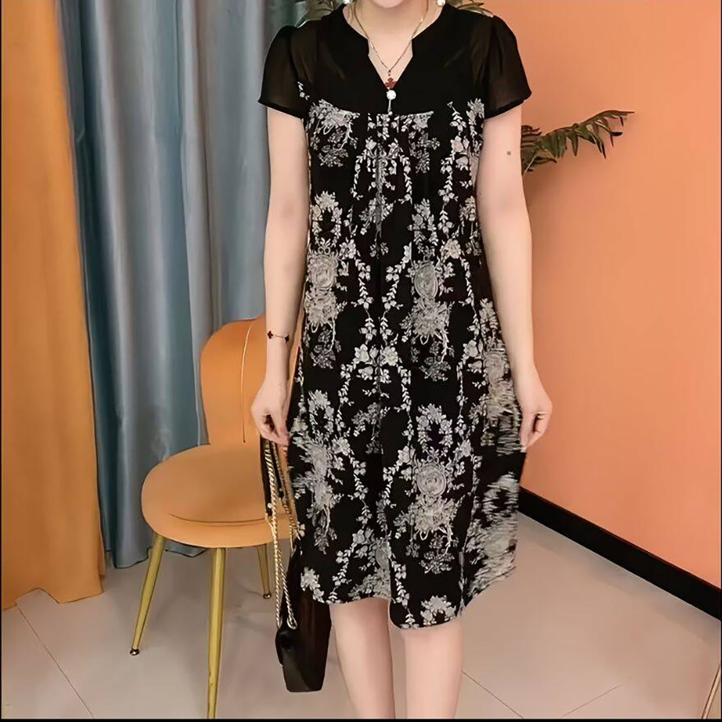 惟珍仓女装2026夏季新款气质连衣裙女士宽松短袖碎花裙时尚妈妈a7