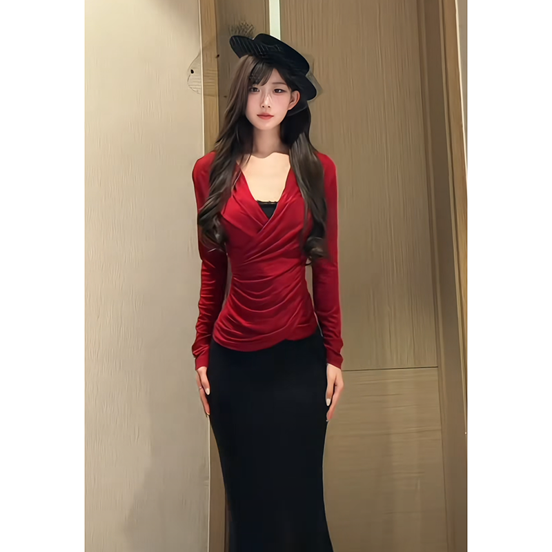 辣妹交叉红色长袖针织罩衫上衣内搭蕾丝拼接吊带连衣裙长裙两件套