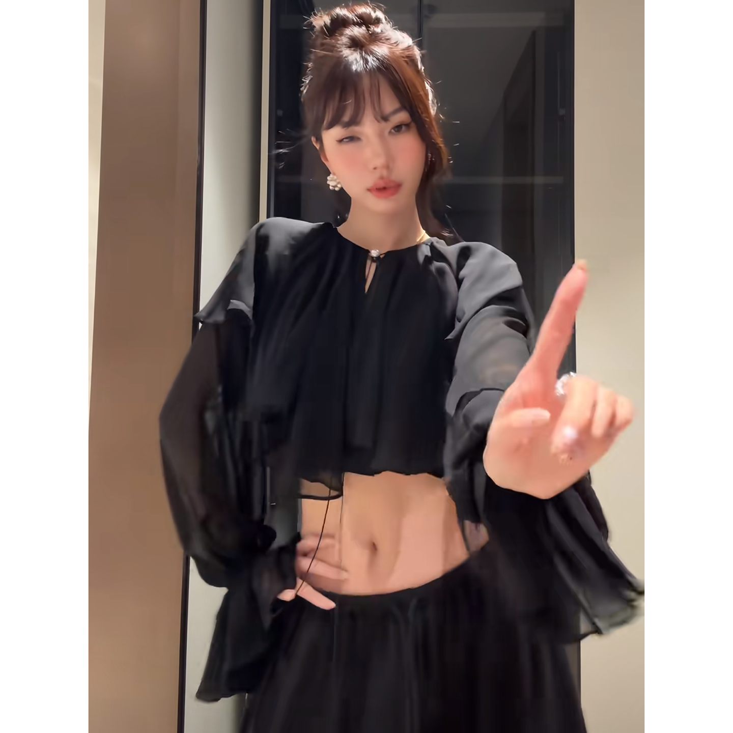法式气质高级感层叠半截式黑色系带斗篷开衫轻薄防晒外搭小众上衣