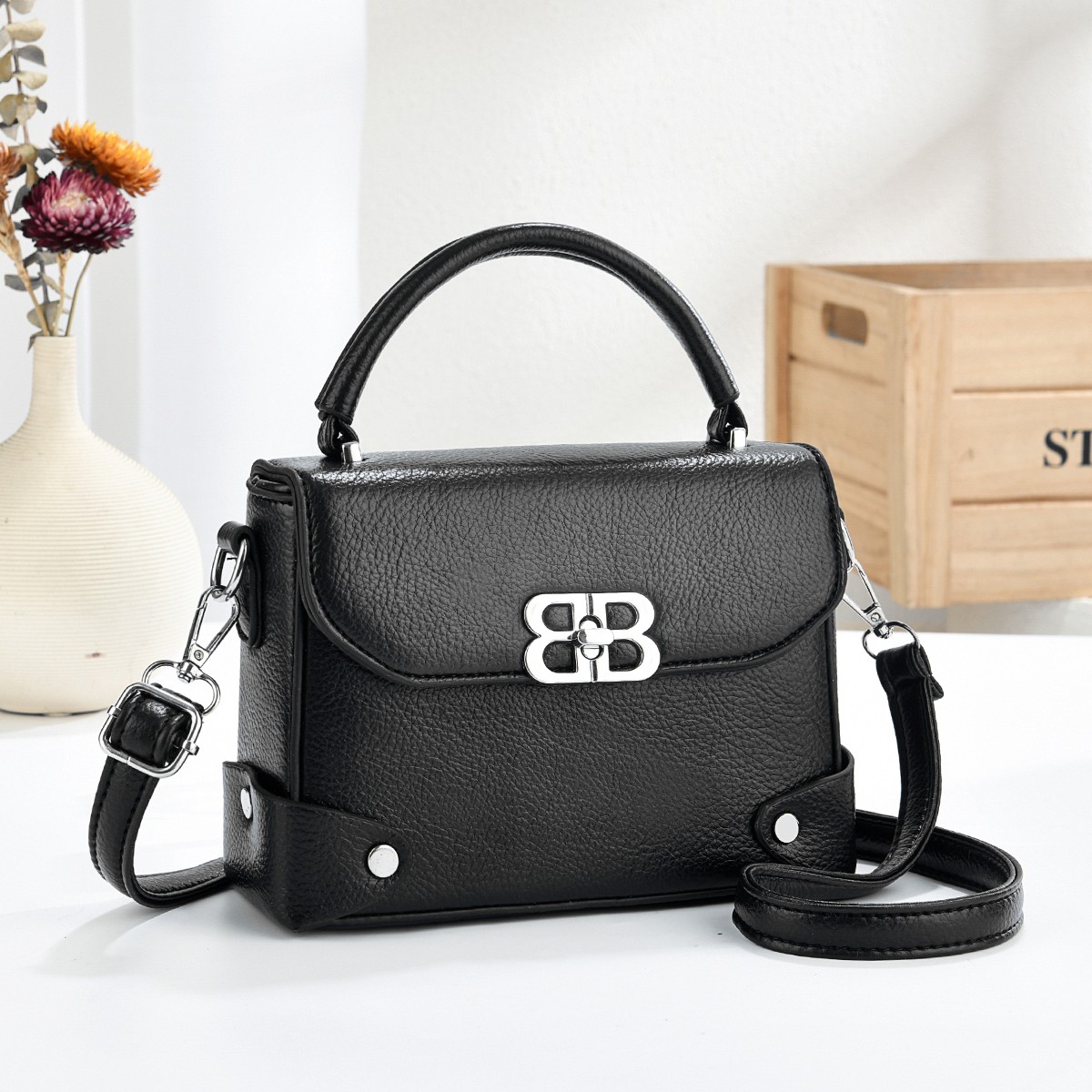 新款熟女斜挎小包包年轻妈妈少妇女手提单肩适合30-35-40-45-5a32