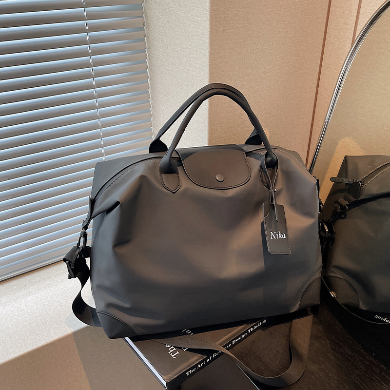 旅行包短途女2025新款大容量外出