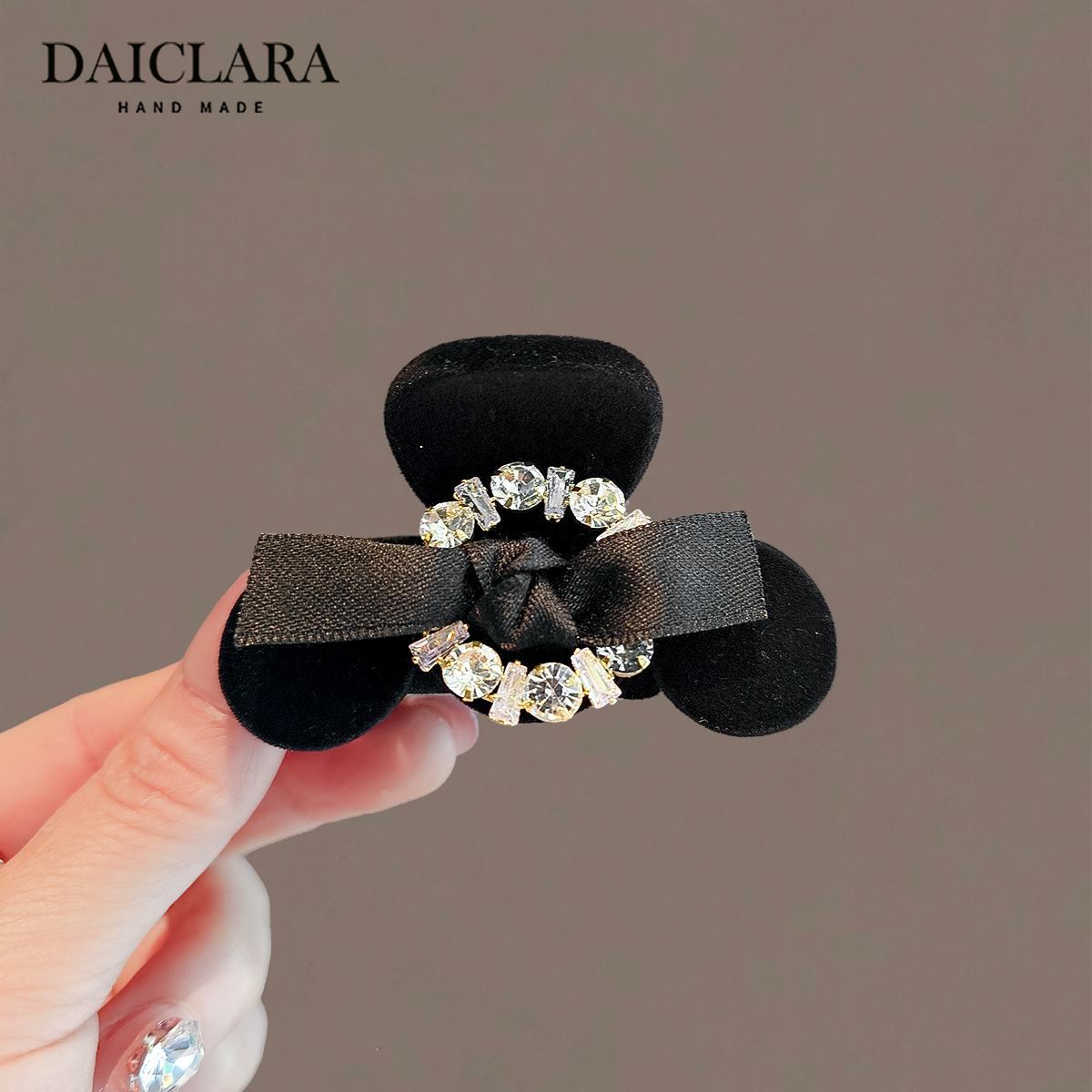 黑色植绒抓夹女质感镶钻发饰新款