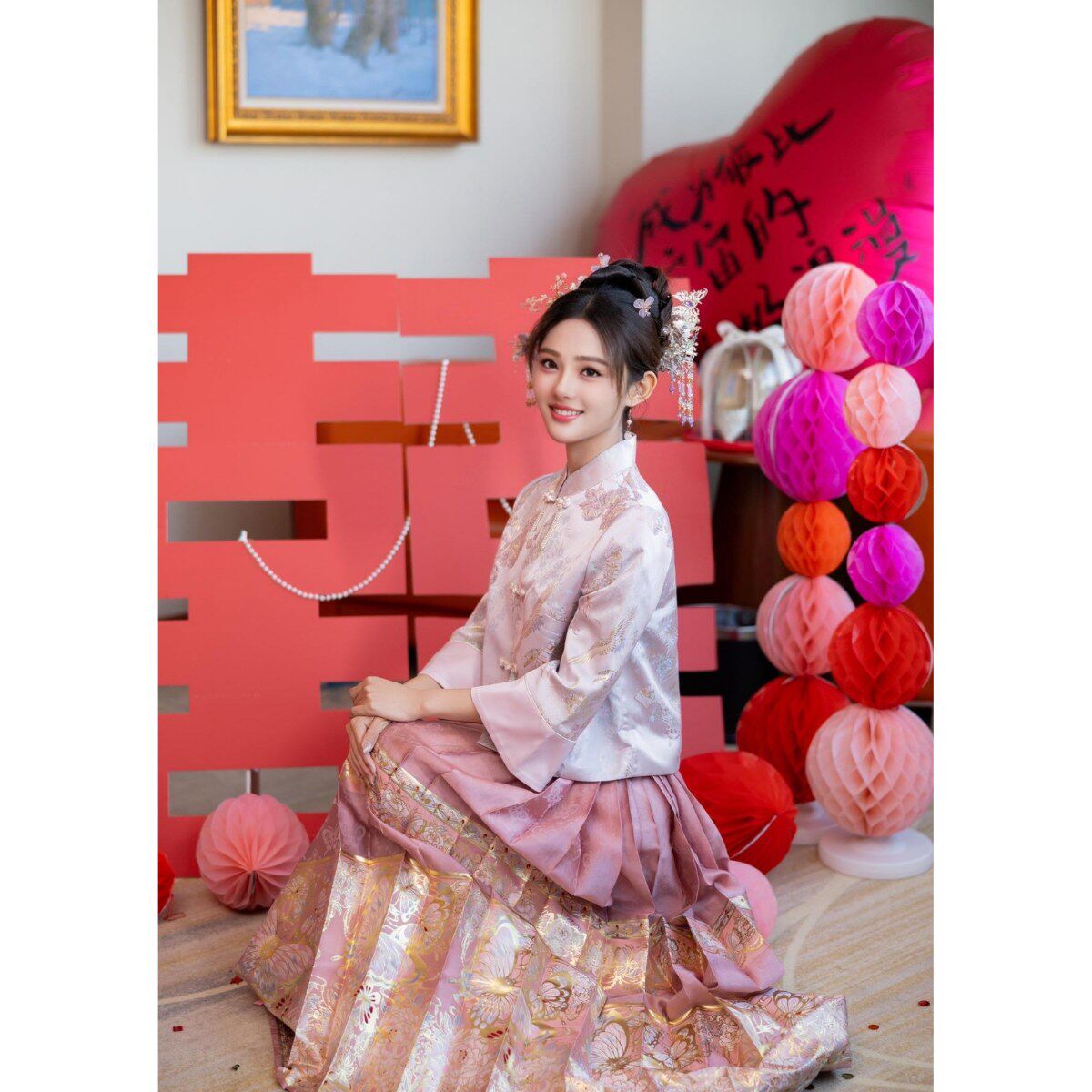 出租满庭芳【喜流年】粉色马面裙套装女2024新中式国风订婚礼服裙