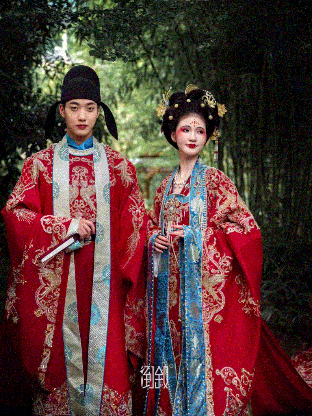 出租倒叙2022年新款唐制汉服婚服大拖尾重工定制夏季新娘结婚中式