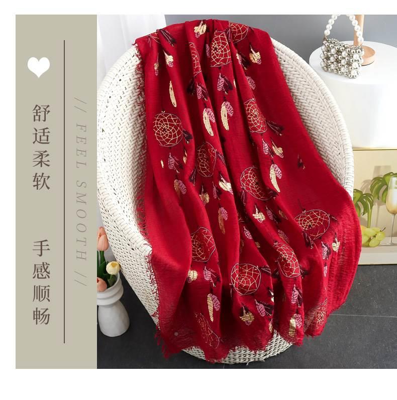 秋冬新款印花烫金棉麻围巾女流行时尚百搭披肩拆须纱巾厂家