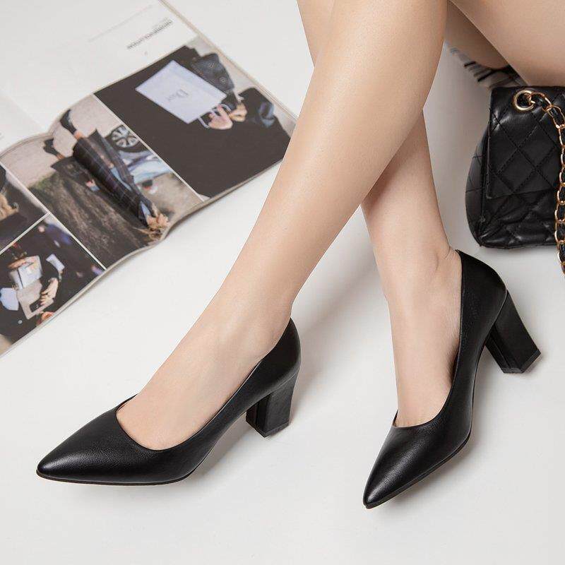 方跟高跟鞋女2025春款白色中跟女鞋黑色职业尖头时尚单鞋