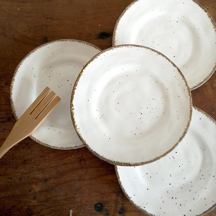 日式不规则7寸碟花边盘子手捏家用创意陶瓷盘小吃西餐平盘蛋糕盘