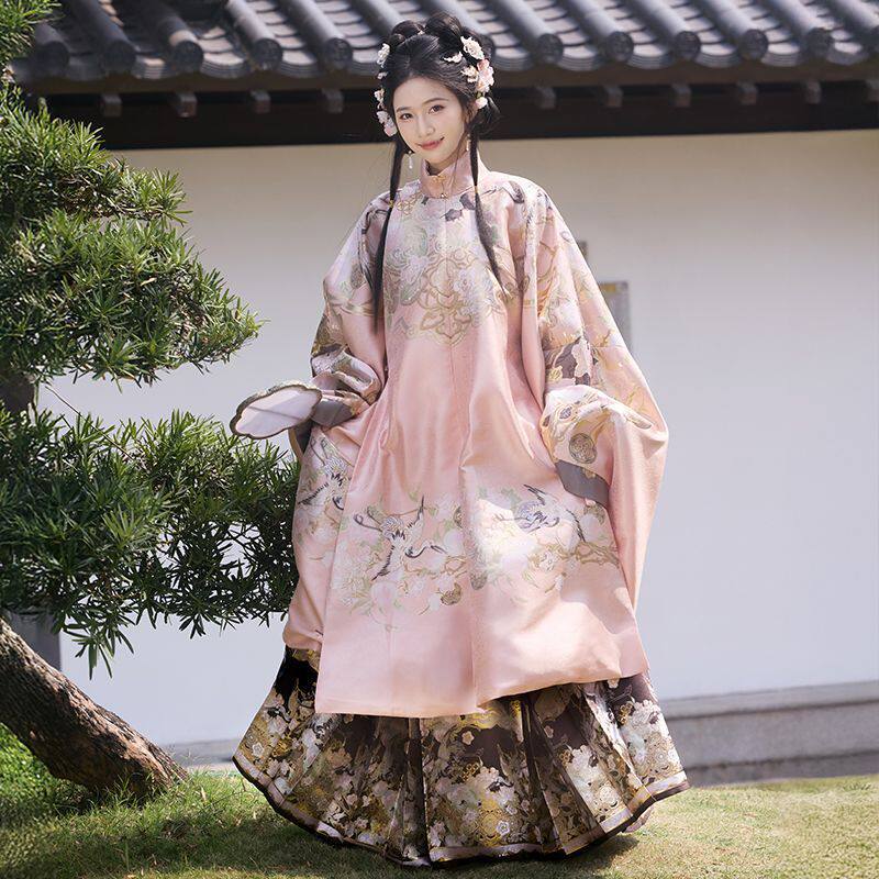 原创明制汉服女2026新款立领长袄织金马面裙交领袄古风日常秋冬款