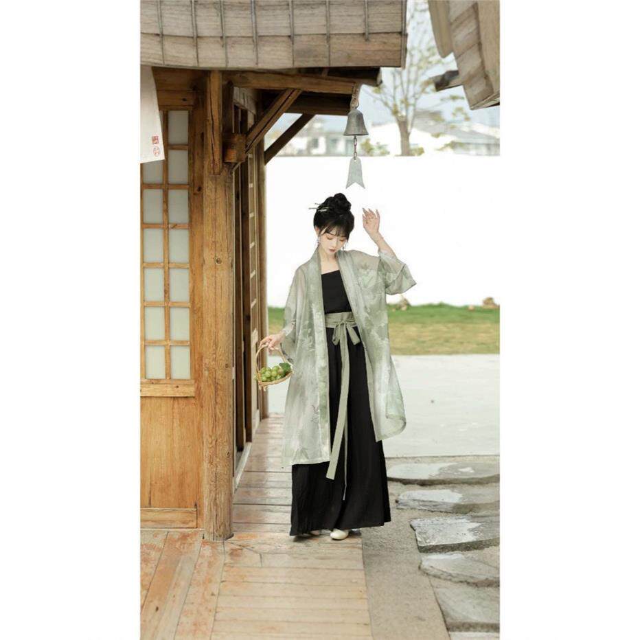 原创新款宋制汉服女装改