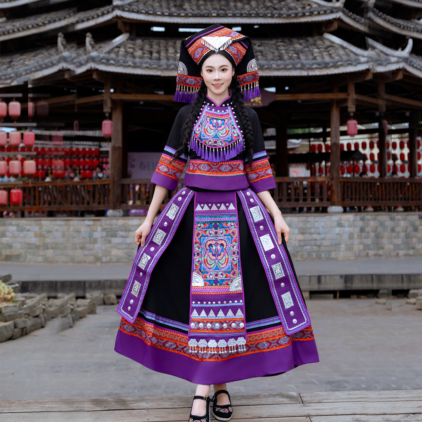广西壮族服装女三月三民