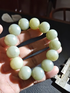 新疆和田玉且末料手串天然新品男女款17mm圆珠手串手链配佛珠