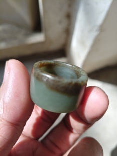 和田玉且末蓝扳指指环内径20宽16壁厚4重11克