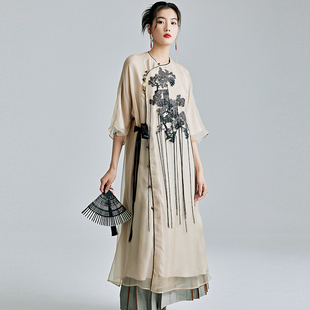 陌遇2025年春夏新款中国风复古改良真丝流苏刺绣旗袍新中式连衣裙
