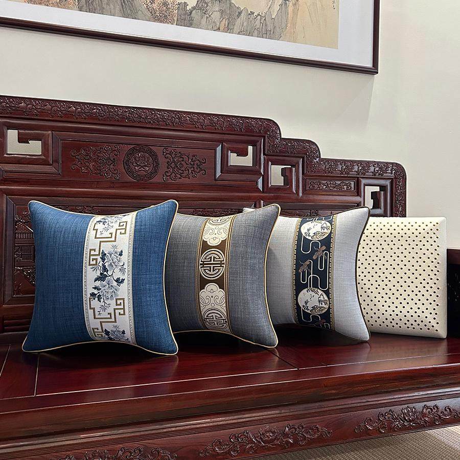 沪钰抱枕天然乳胶内芯居家回弹快