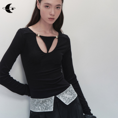 创世纪元 [镂影珠韵]轻熟小众不撞款上衣女夏薄款修身长袖针织T恤