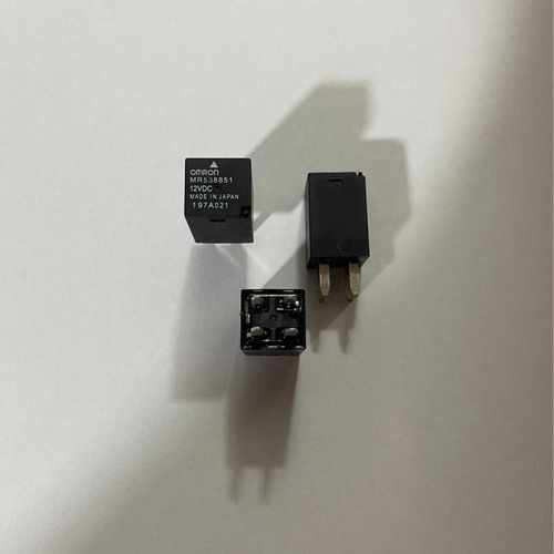 三菱欧蓝德油泵汽车继电器MR538851