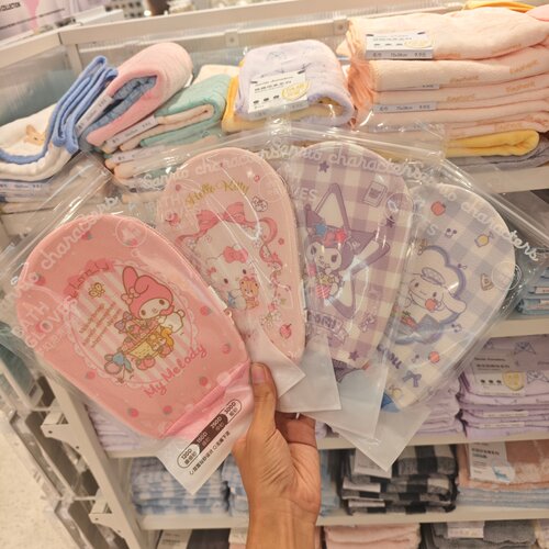 MINISO三丽鸥家族搓澡手套搓泥神器凯蒂猫美乐蒂玉桂狗名创优品