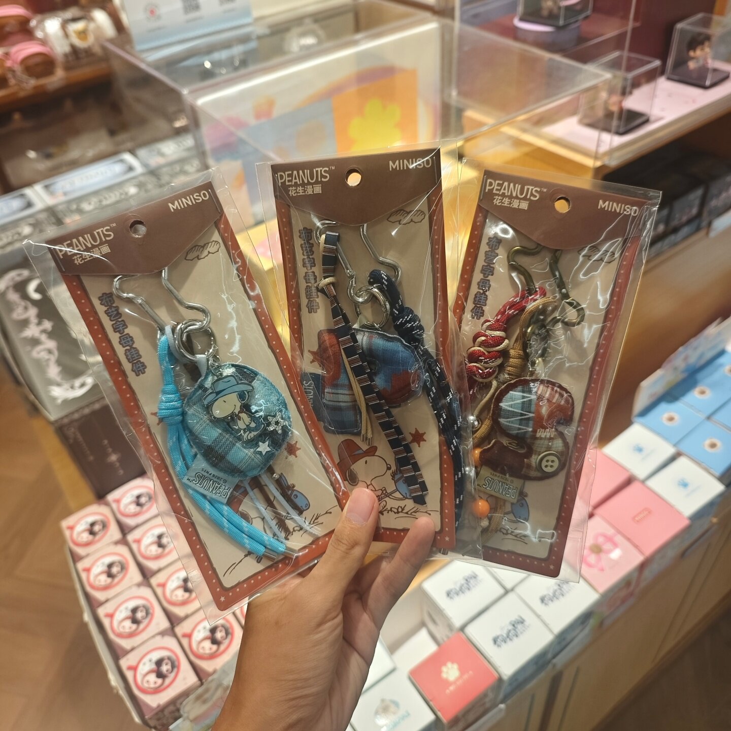 MINISO史努比西部牛仔系列布艺字母挂件名创优品图片