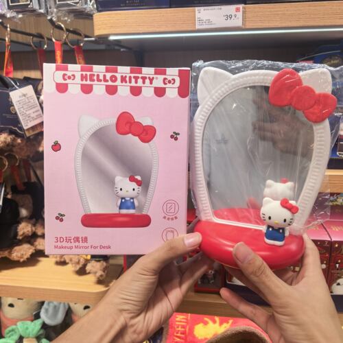 MINISO三丽鸥HelloKitty经典系列玩偶立式桌面台镜名创优品