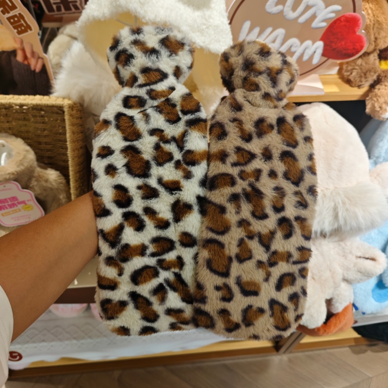 MINISO豹纹系列长型加水暖水袋冬季保暖暖脚名创优品