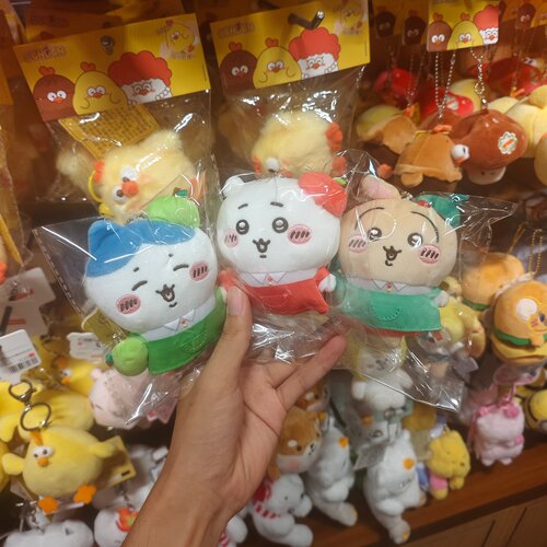 名创优品chiikawa水果集市系列水果店员毛绒挂件小八乌萨奇MINISO