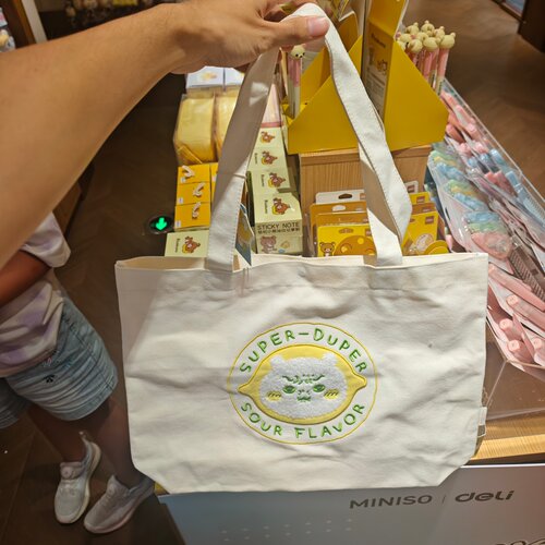 名创优品chiikawa水果市集系列毛绒刺绣单肩包MINISO