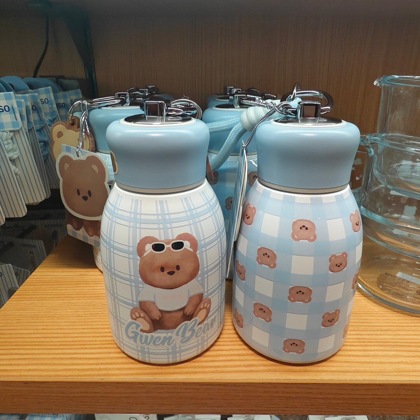名创优品GWEN BEAR奶油系列304提绳拎拎壶300mlMINISO