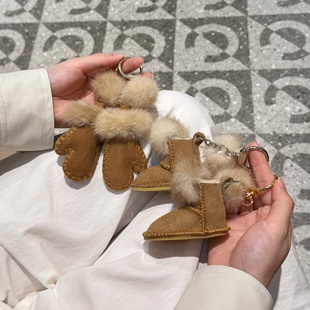 手套雪地靴挂件水貂毛真皮包包车钥匙毛绒钥匙扣设计背包装饰女生