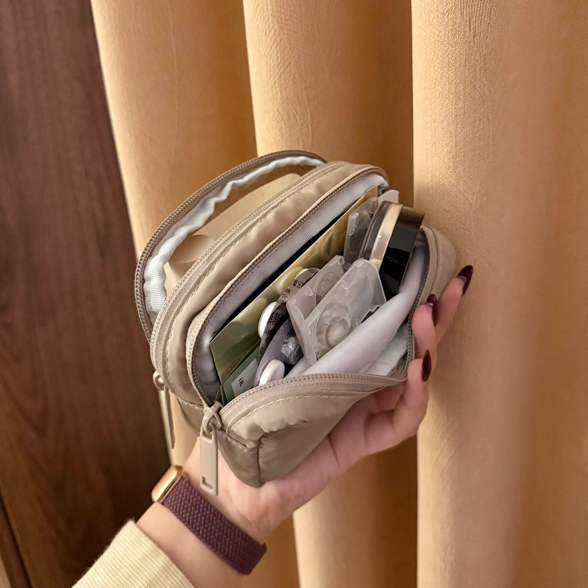 【实用主义】化妆包外出便捷大容量收纳包分区收纳旅行小号洗漱包