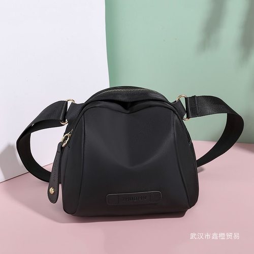 20262024新款潮单肩小包包女夏斜挎包女包帆布包时尚百搭牛津布贝