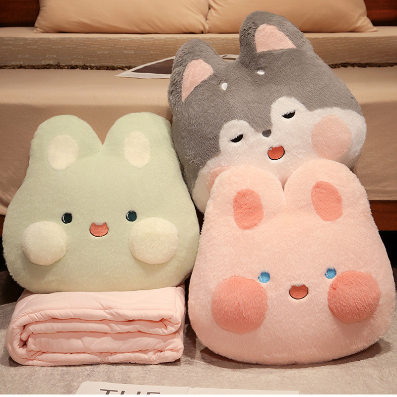 2026汽车抱枕被子两用冬季加厚毛毯办公室午睡抱枕二合一折叠被车