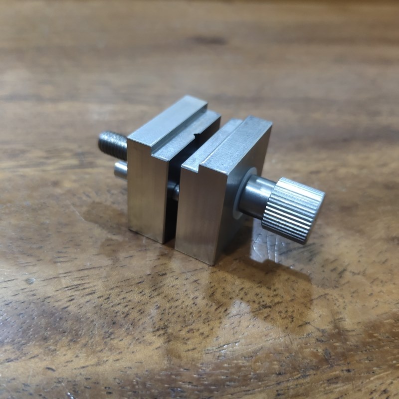 台钳手持平口虎钳不锈钢手办上色夹具精密模型制作涂装夹持工具