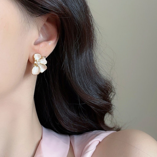 「胭脂」淡粉色花朵耳夹女无耳洞耳饰新爆款高级复古轻奢气质耳环