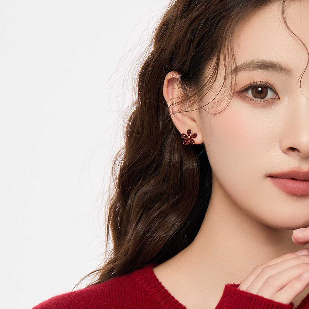 「恋之花语」五月花朵红色显白耳环简约新年耳夹女无耳洞耳饰新款