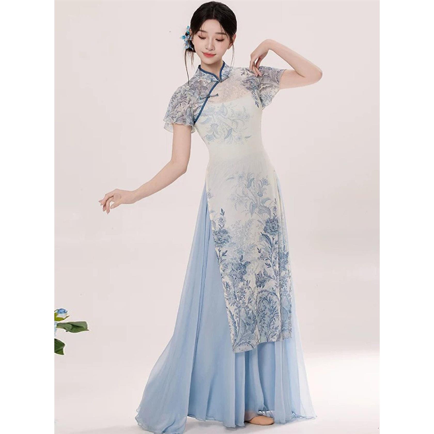 古典舞新款女中国风青花