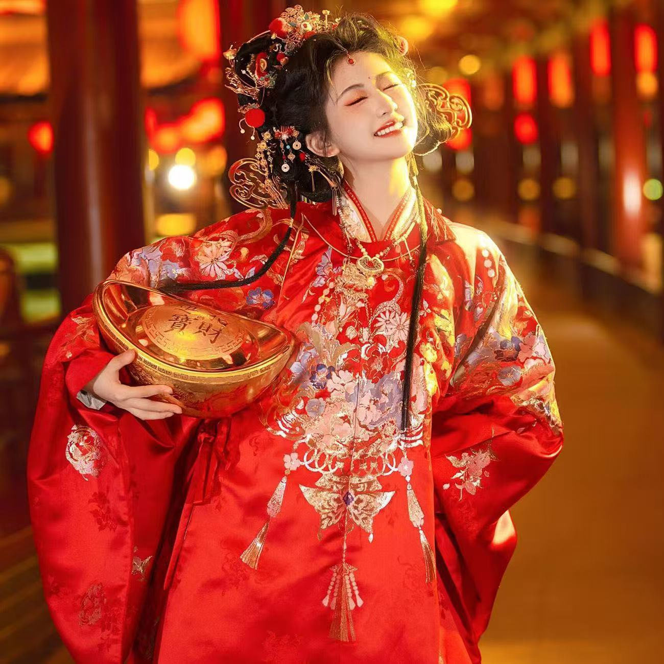 大明贵女圆领袍鎏金明制织金妆花马面裙婚服汉服女款国风婚服