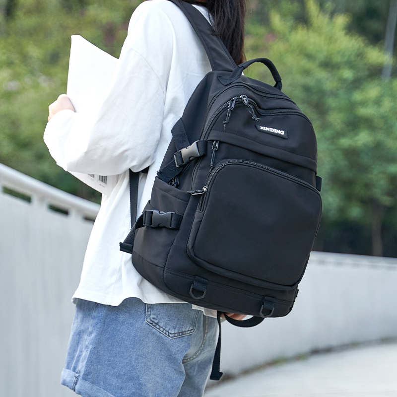 轻便双肩包女大学生书包通勤高中