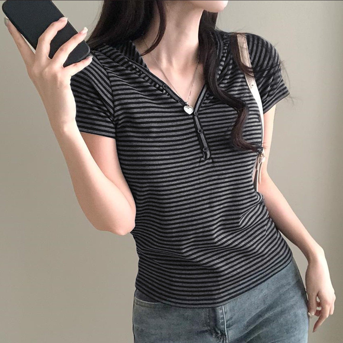 Hooded striped T-shirt for women 宽松短袖上衣女连帽条纹T恤夏
